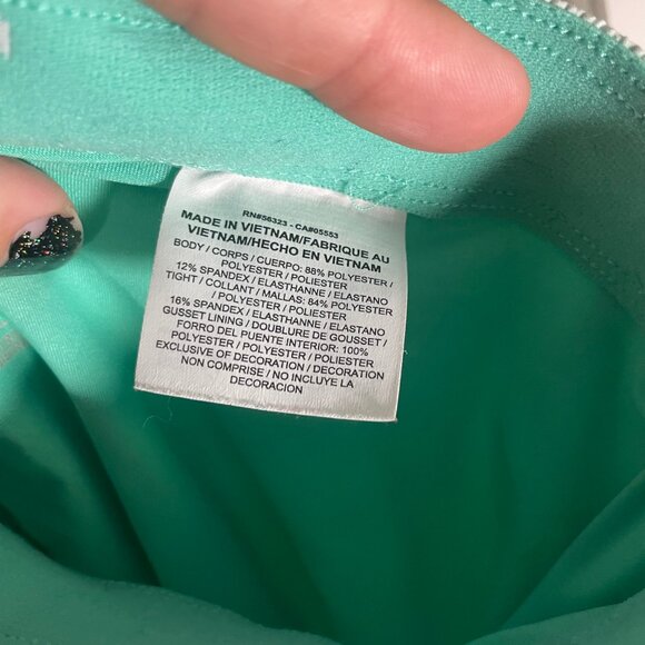 Nike Womens Dri-Fit 3" Athletic Shorts Size XL Built In Brief Mint Green Pull On - Picture 4 of 4